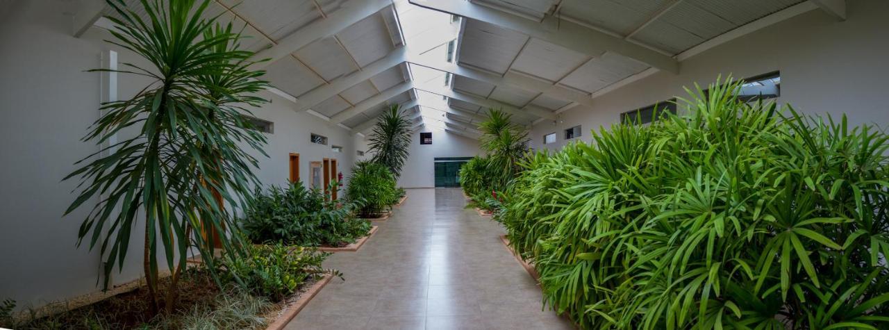 Hotel Vila Verde Penápolis المظهر الخارجي الصورة