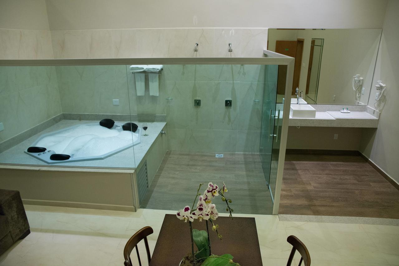 Hotel Vila Verde Penápolis المظهر الخارجي الصورة
